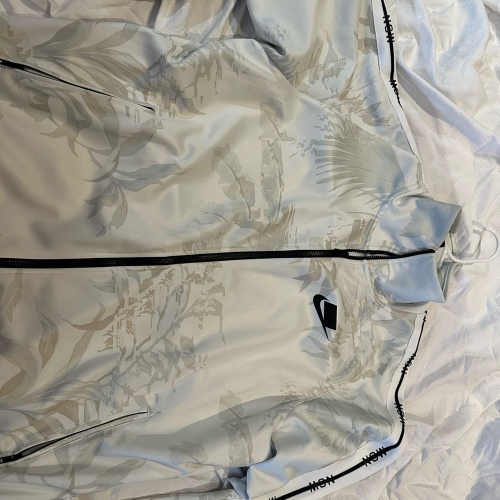Used Women’s US Large Nike White and Gray Jacket